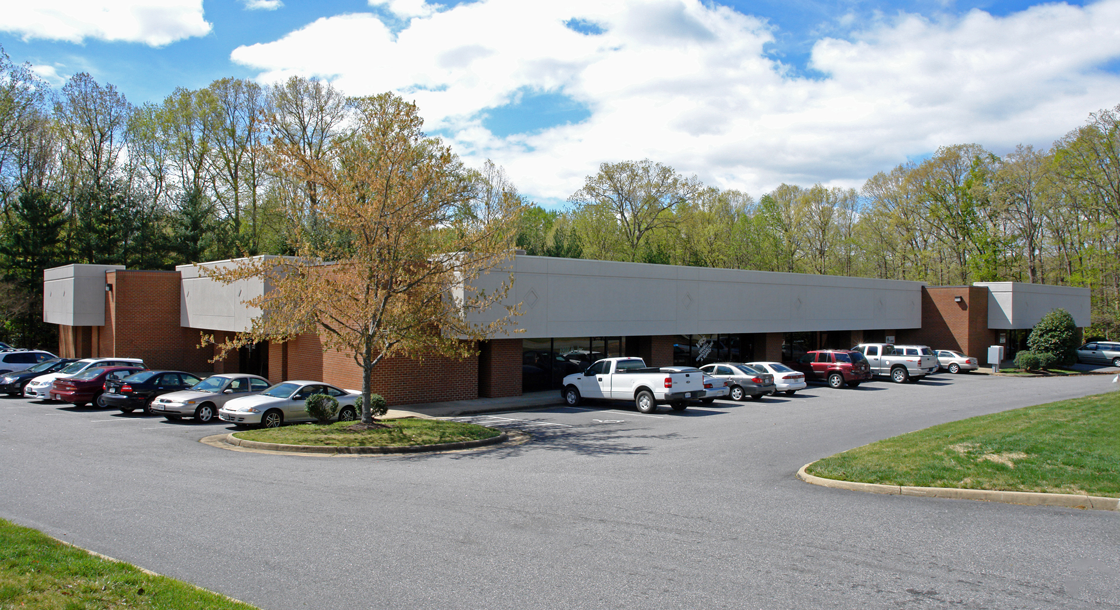 541 Southlake Blvd. image