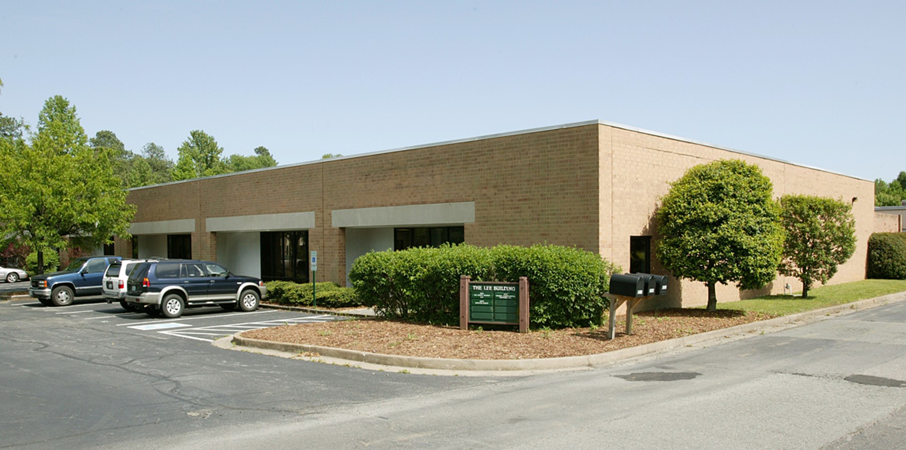 8201 & 8207 Hermitage Rd image