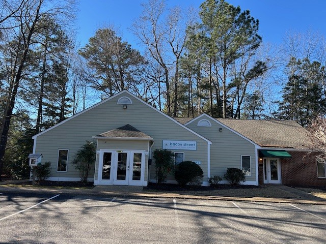 247 McLaws Circle image