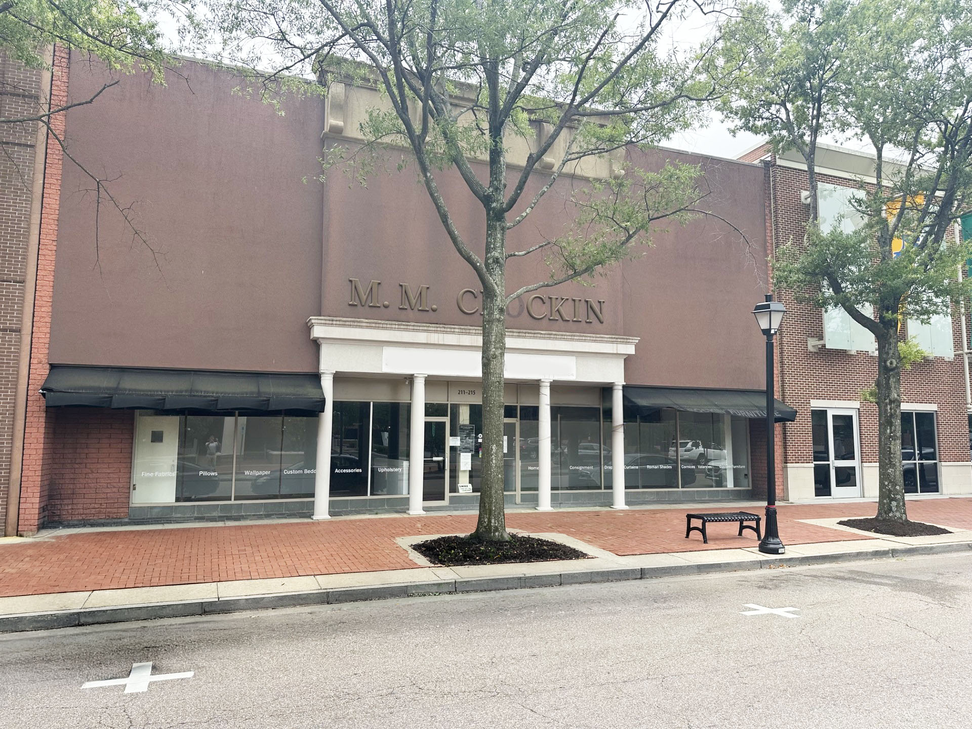 211-215 High Street image