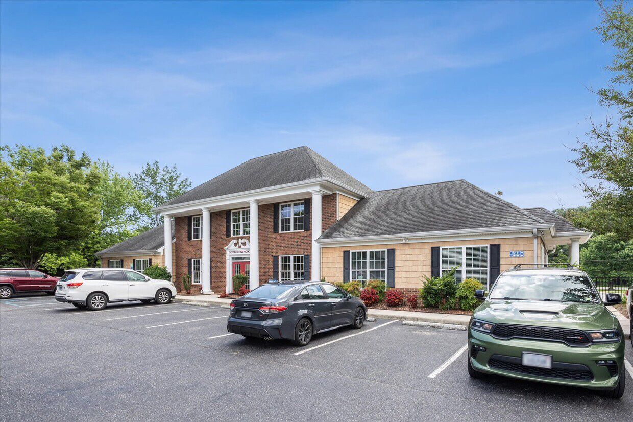 Custom Designs Corporate Building image