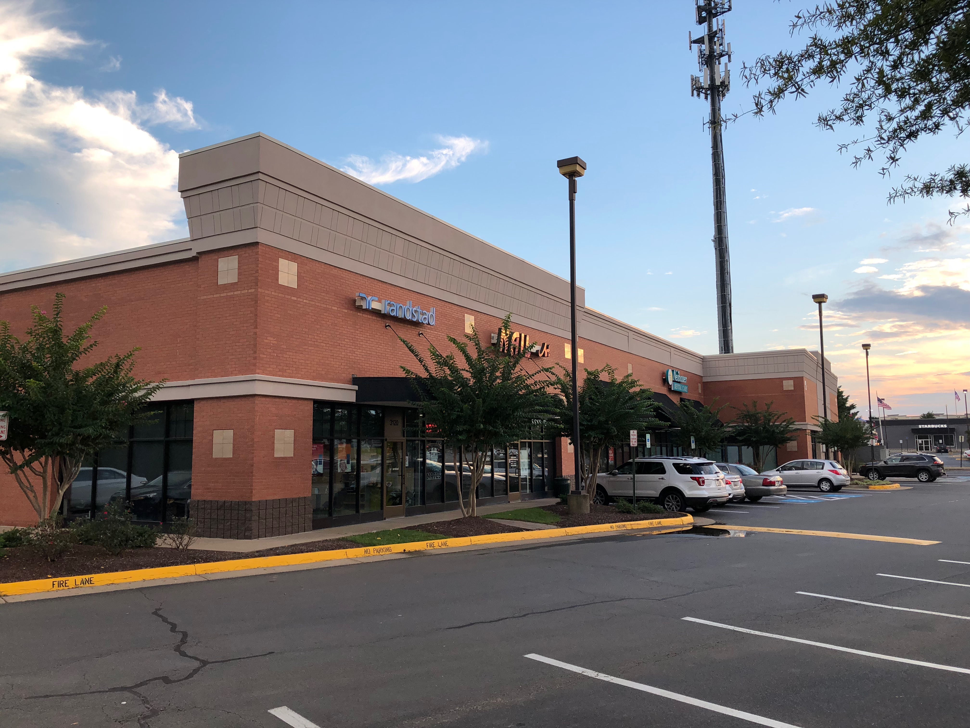 Central Park Marketplace – Cowan Blvd image