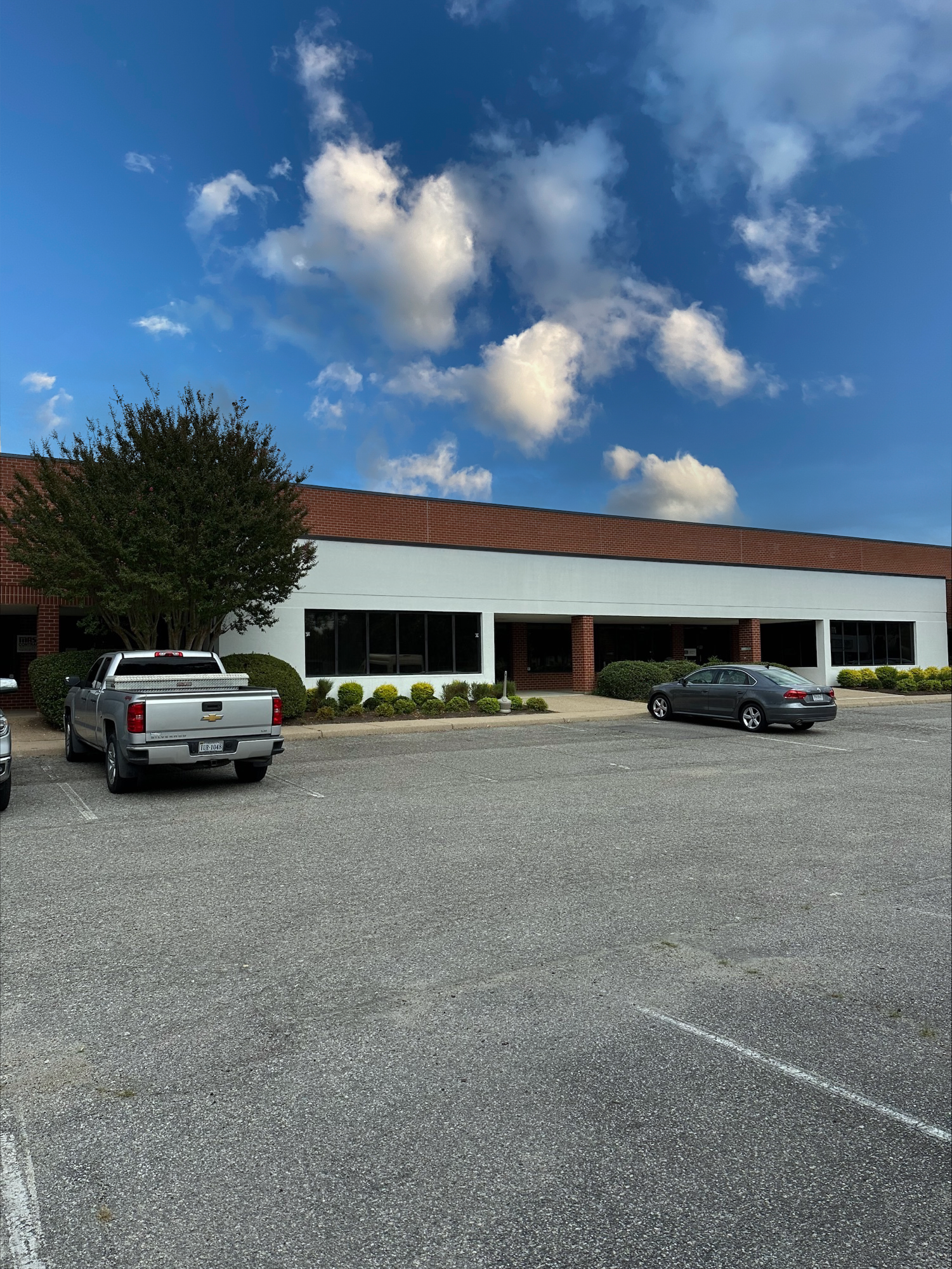 2500 Almeda Avenue image