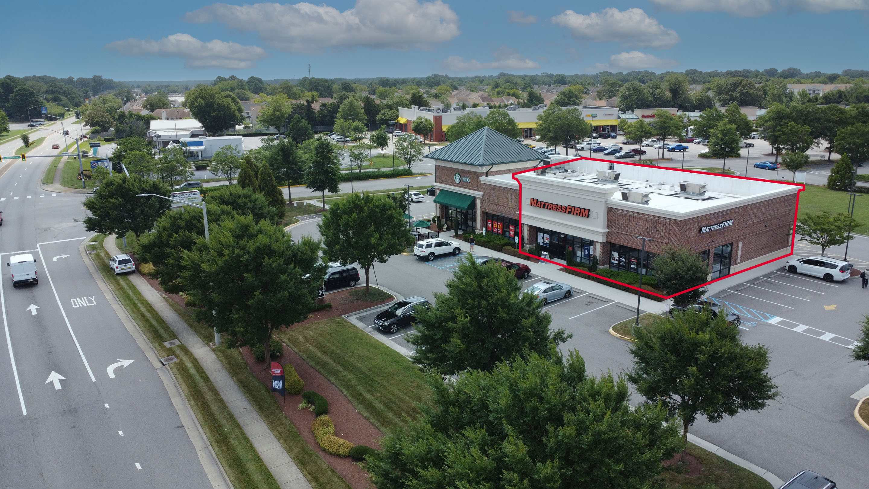 Holland Windsor Crossing Shopping Center image