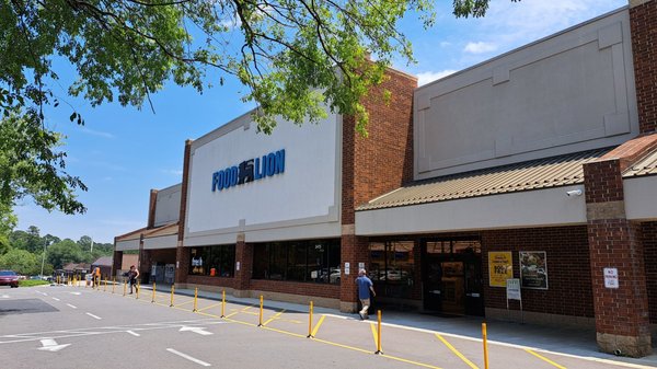 Wesleyan Commons Shopping Center image